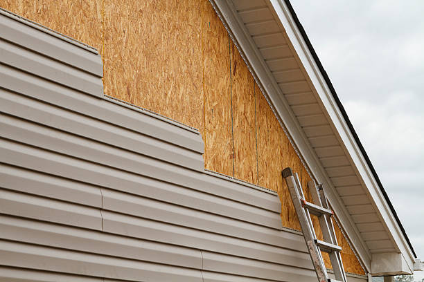 Professional Emergency Siding Repair technician working in Garrett, IN